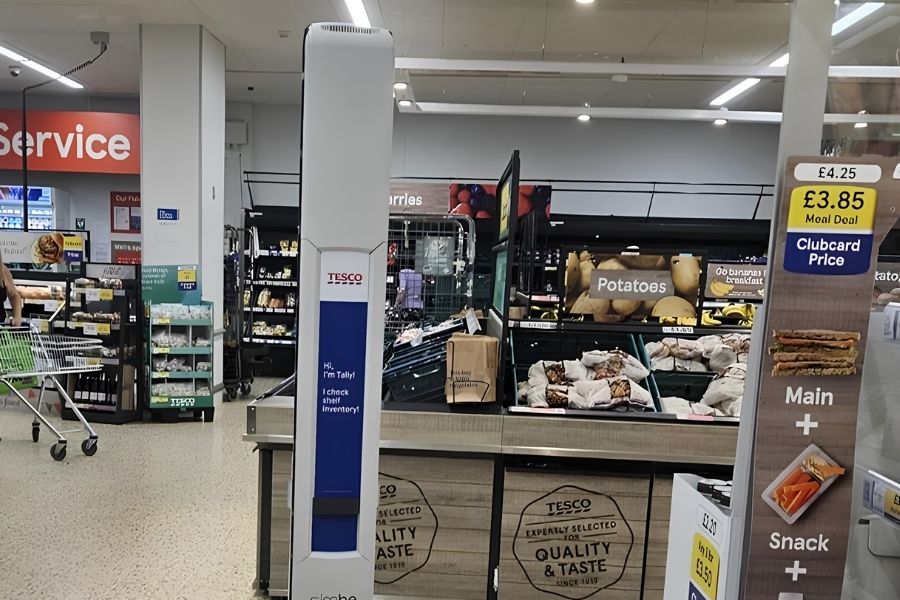 tesco, yapay zekâ destekli raf robotlarını test ediyor 28 raf yonetimi