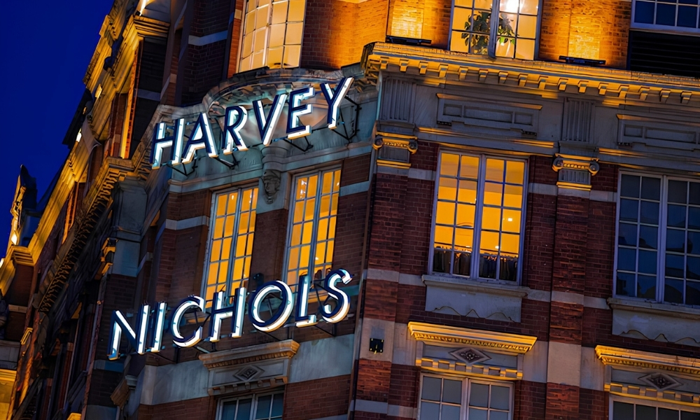 harvey nichols frasers group’a geçti: lüks department store i̇çin küçülerek büyüme dönemi 6 harvey nichols 1
