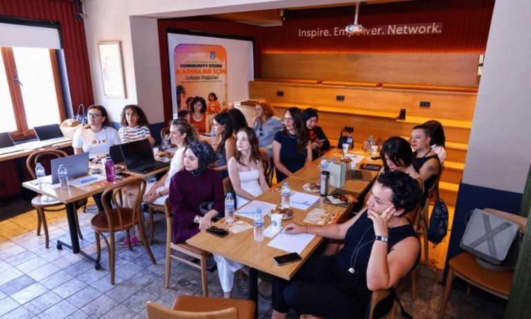 Starbucks, Kadınlara Yönelik Gelişim Mağazasını Kadıköy’de Açtı