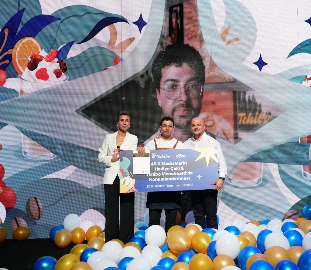 tchibo x alpro barista yarışması’nın kazananı belli oldu! 13 danone turkiye satis direktoru burcu enderoglu taha altinisik tchibo turkiye genel muduru burak deniz 1