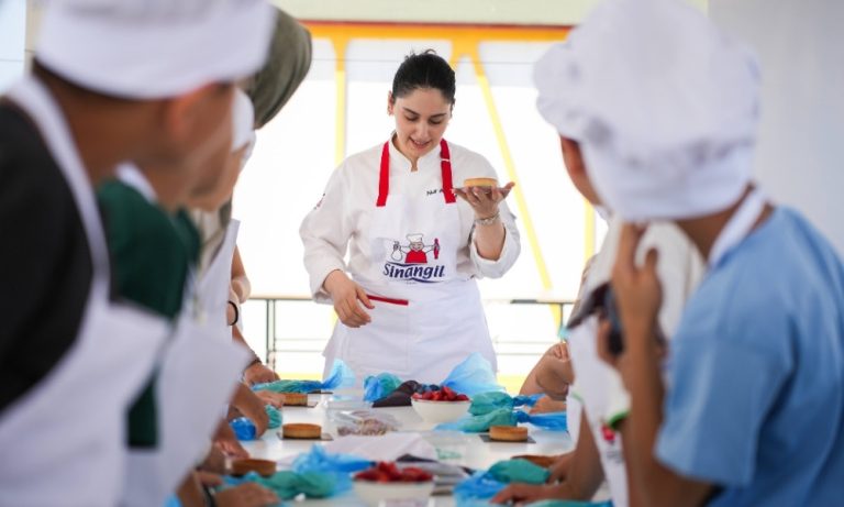 Sinangil ve Kalben Derneği, Çocukları Pastacılık Atölyesi’nde Buluşturdu