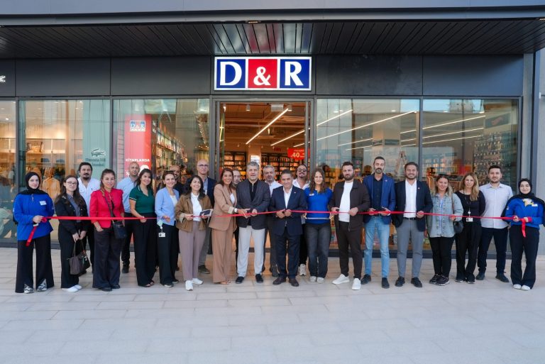 D&R’dan İki Yeni Mağaza