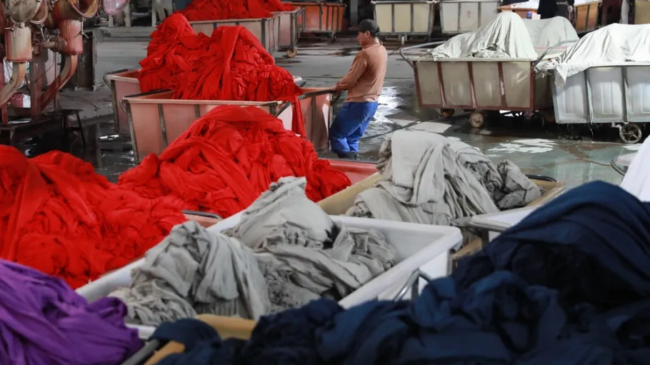 nike, patagonia ve under armour mikrofiber kirliliğine karşı birleşiyor 3 chinadyeing